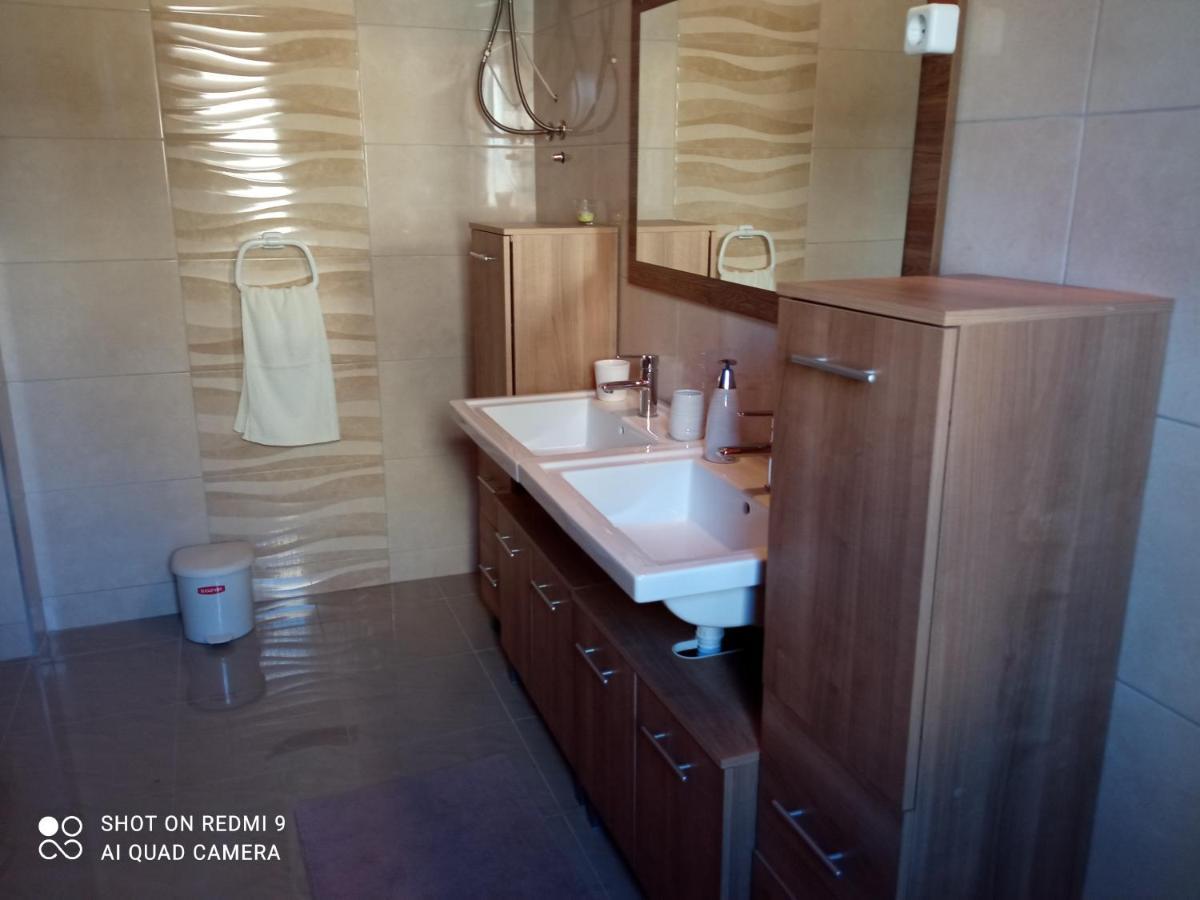 Ruza Appartement Skradin Buitenkant foto