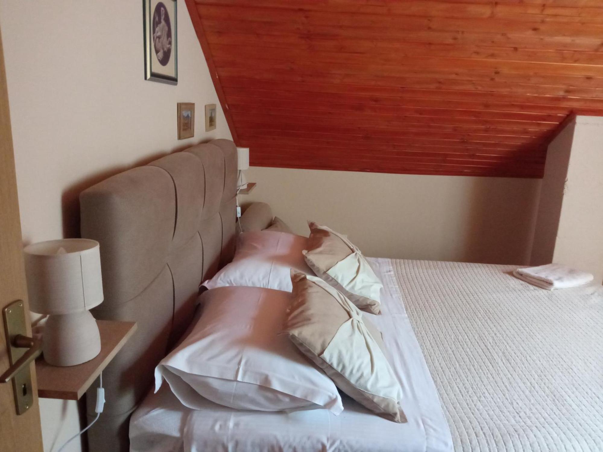 Ruza Appartement Skradin Buitenkant foto