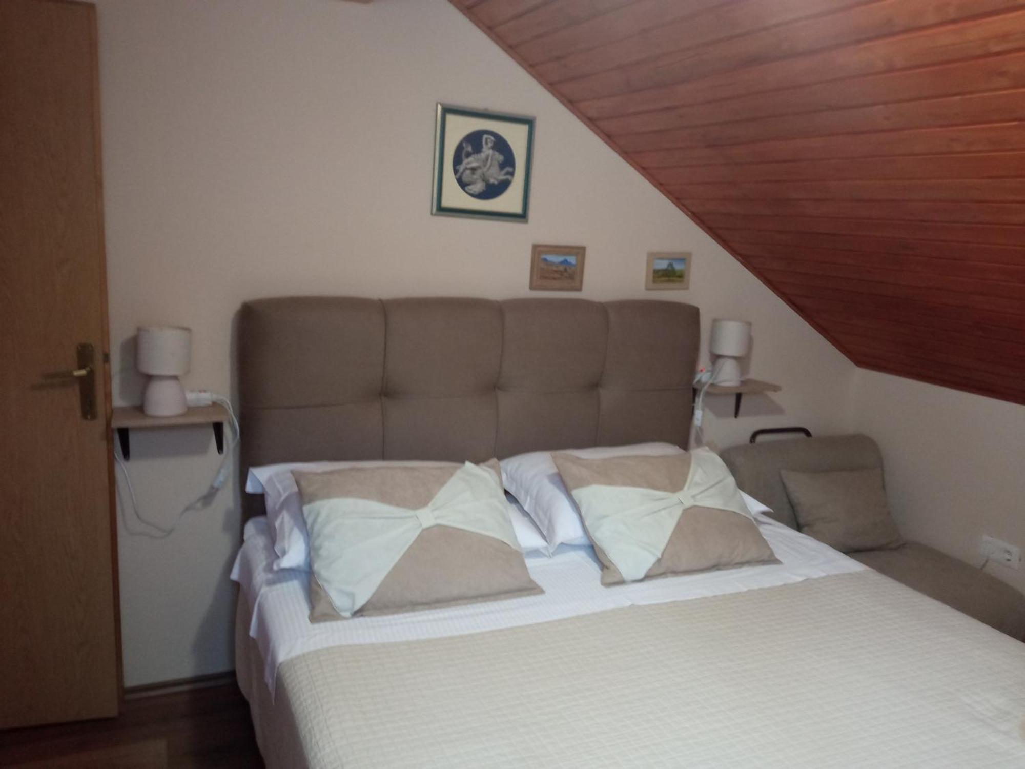 Ruza Appartement Skradin Buitenkant foto