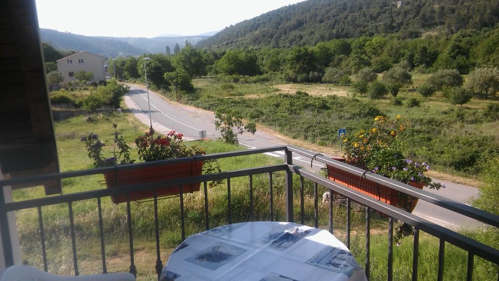 Ruza Appartement Skradin Buitenkant foto